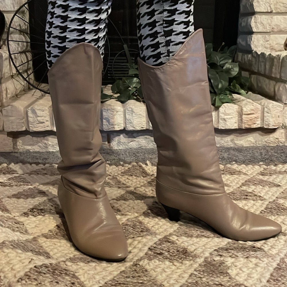 Vintage Heeled Boots